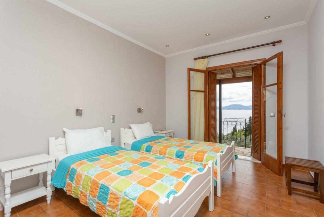 Villa Katerina Katávolos エクステリア 写真